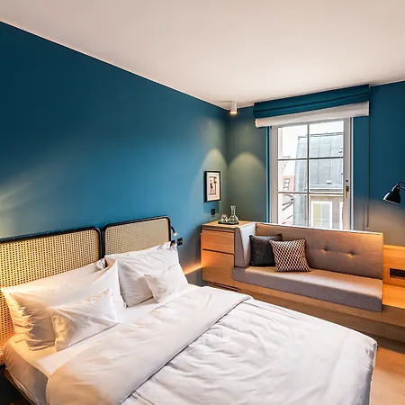 Maximilian Hotel-2