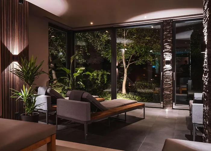 Volcano Spa Hotel